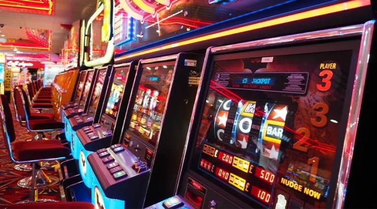 how-to-manipulate-a-slot-machine-picture